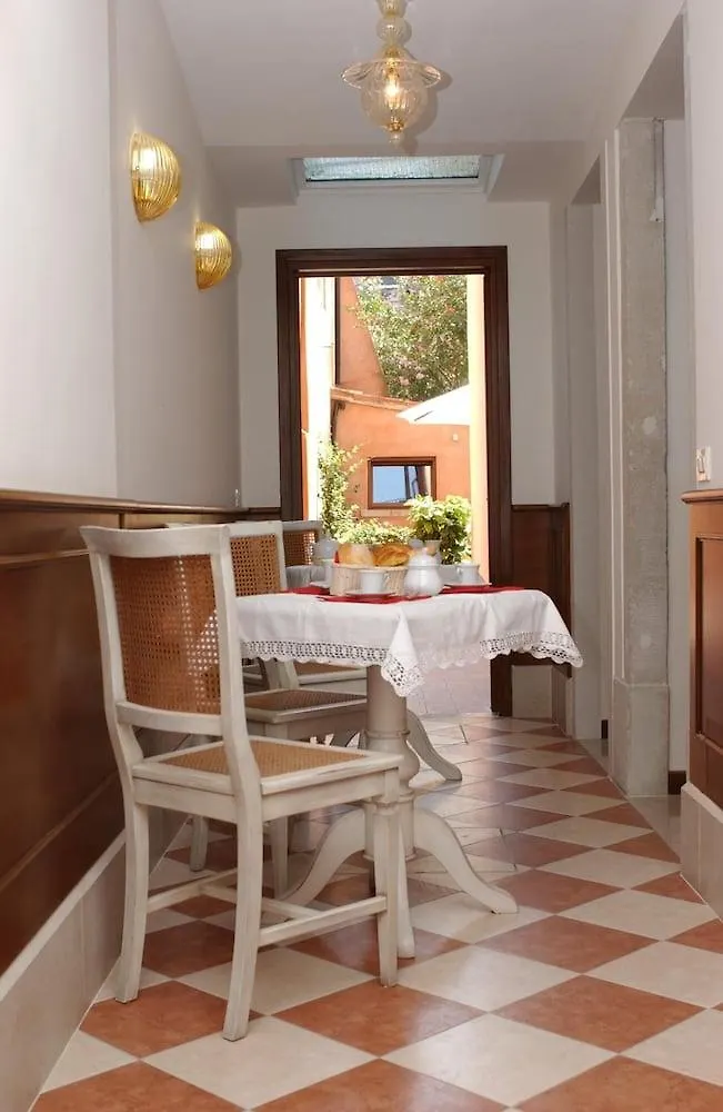 Casa Mimma Bed & Breakfast Venice 3*,